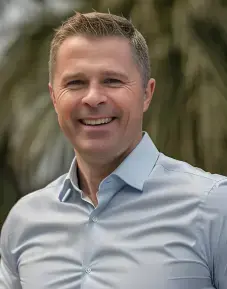Dr. Stuart Philips